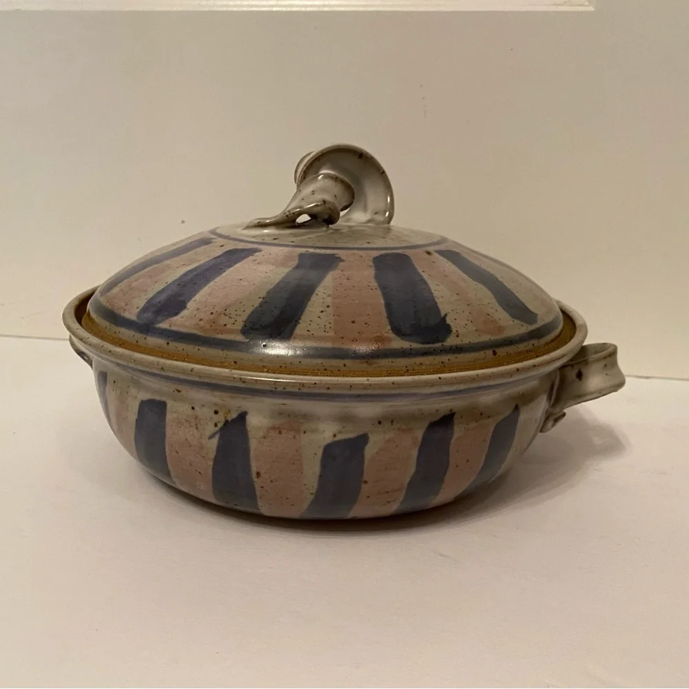 GEORGE KNAUS ART POTTERY CASSEROLE 2 PIECE GRAY BLUE VINTAGE STONEWEAR HOME
